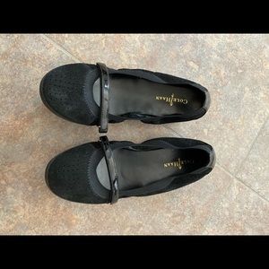 Black Flat Shoes